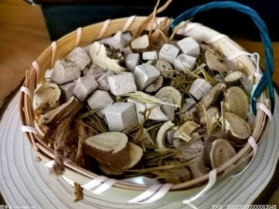 保定安国:在提升质量中转型升级 加快构建中医药特色产业体系